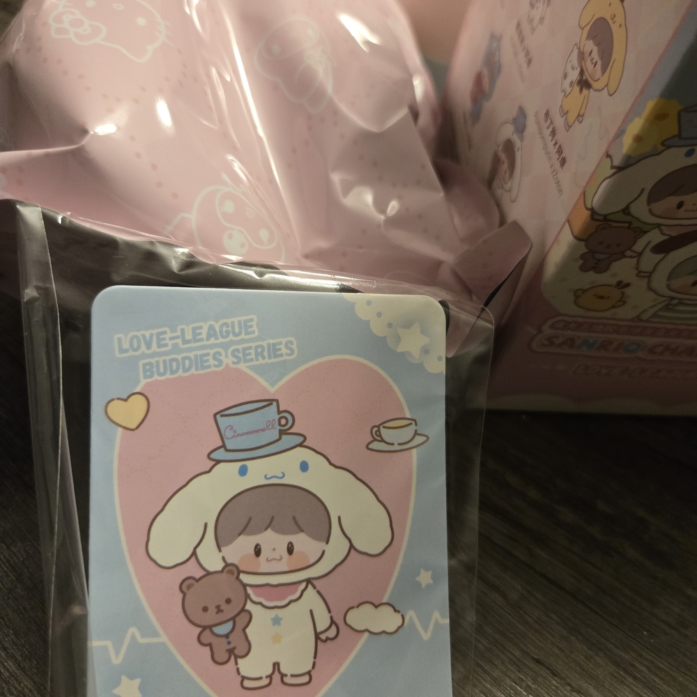 SECRET - CINNAMOROLL X zZoton Sanrio Love-League Buddies Series Blind Box